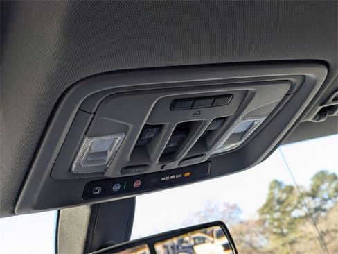 Used 2021 Chevrolet Silverado 1500 LT Trail Boss w/ Convenience Package II image 23