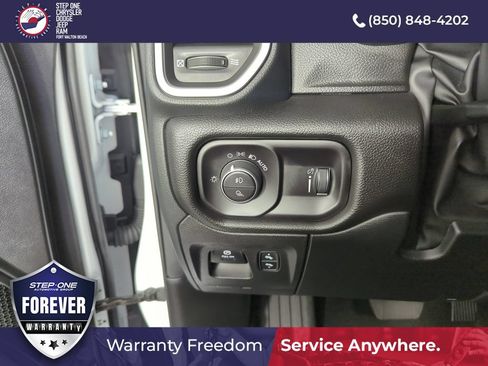Used 2025 RAM 1500 Big Horn RWD image 19