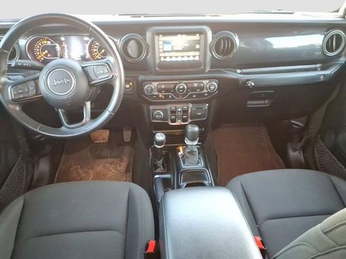 Used 2022 Jeep Gladiator Sport image 25