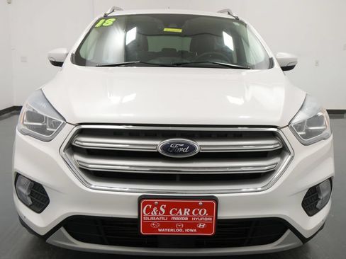 Used 2018 Ford Escape Titanium w/ Ford Safe & Smart Package AWD/4WD image 2