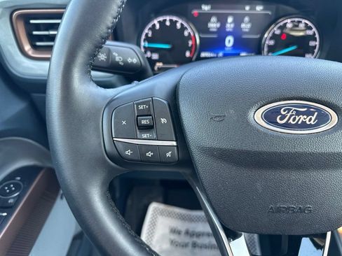 Used 2023 Ford Maverick Lariat w/ Lariat Luxury Package AWD/4WD image 21
