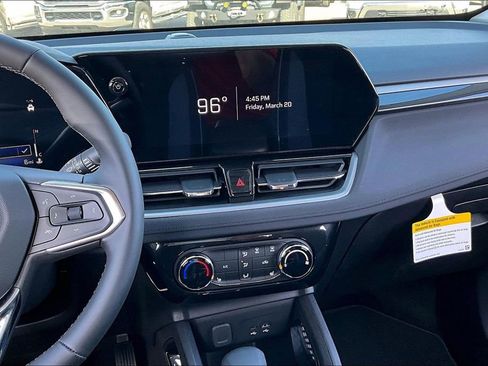 New 2026 Chevrolet TrailBlazer LT w/ Midnight Edition FWD image 7