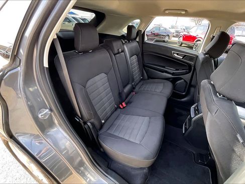 Used 2024 Ford Edge SEL image 21