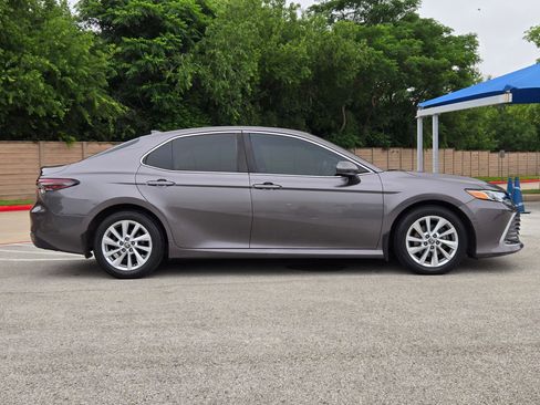 Used 2023 Toyota Camry LE FWD image 2