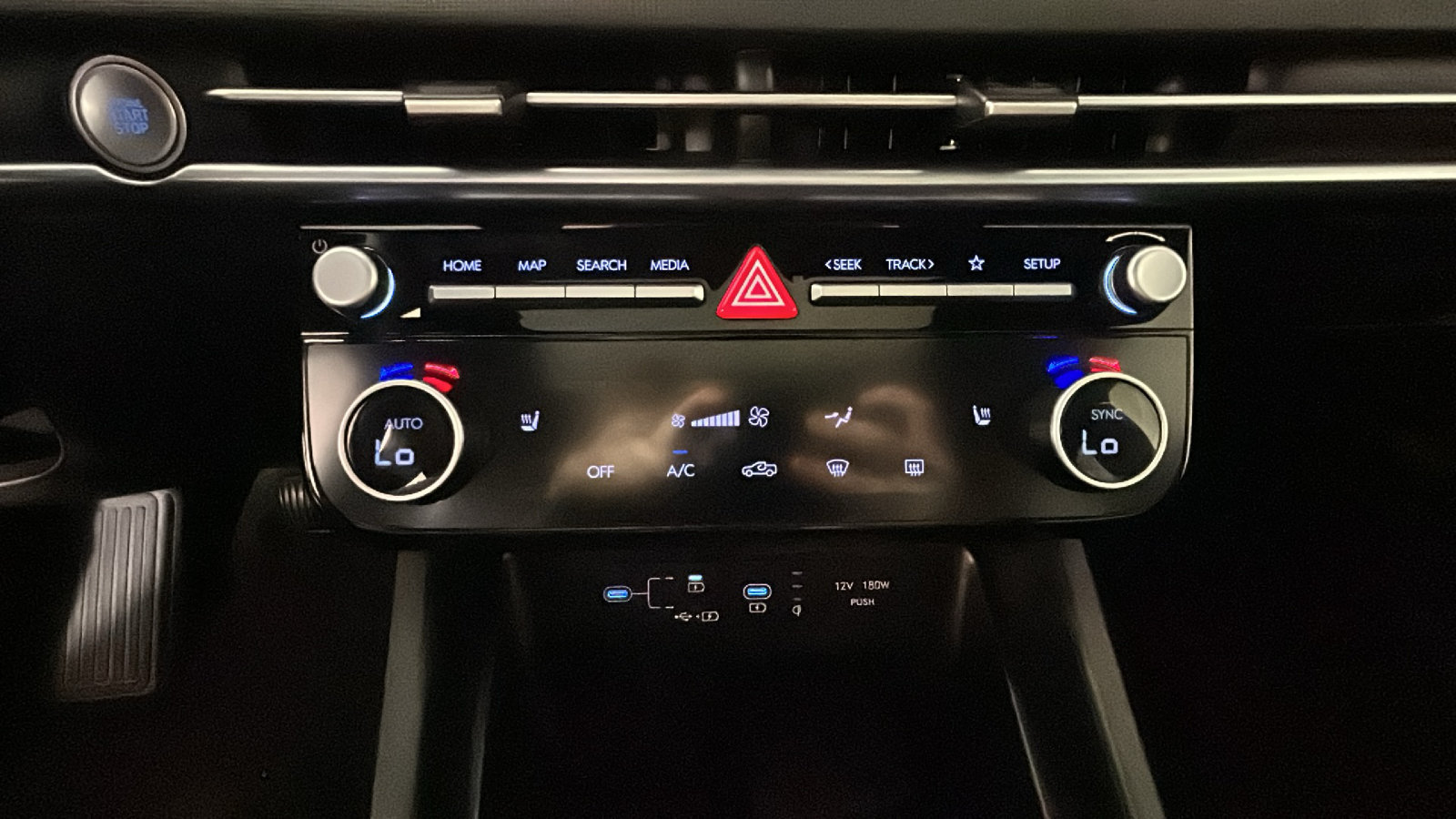 Used 2025 Hyundai Santa Cruz SEL FWD image 27