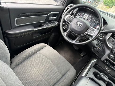 Used 2019 RAM 2500 Big Horn w/ Towing Technology Group AWD/4WD image 14