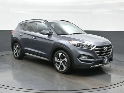 Used 2017 Hyundai Tucson Limited w/ Limited Ultimate Package 03 FWD image 8