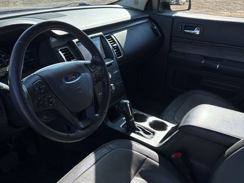 Used 2017 Ford Flex SEL w/ Equipment Group 202A image 9