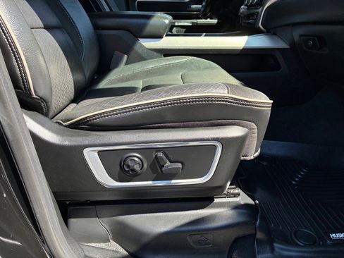 Used 2019 RAM 1500 Laramie image 27