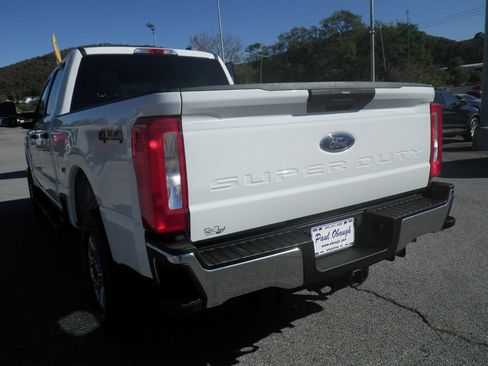Certified 2024 Ford F250 XLT image 5