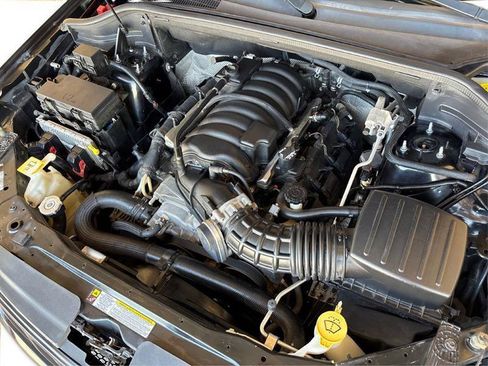 Used 2012 Jeep Grand Cherokee SRT8 w/ Luxury Group II AWD/4WD image 24