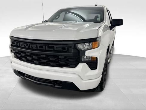 Used 2025 Chevrolet Silverado 1500 Custom w/ Turbomax Blackout Package AWD/4WD image 4