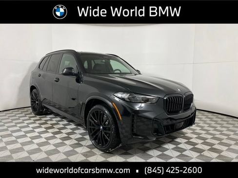 New 2026 BMW X5 xDrive40i w/ M Sport Package AWD/4WD image 1
