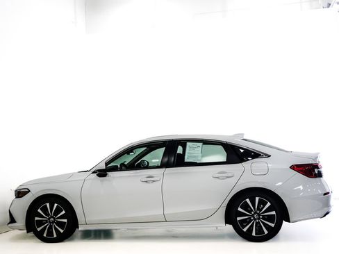 Used 2024 Honda Civic EX image 6