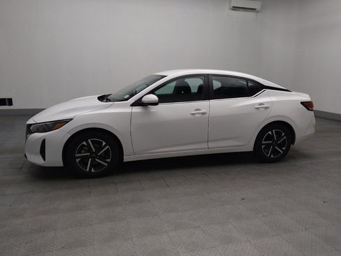 Used 2024 Nissan Sentra SV FWD image 2