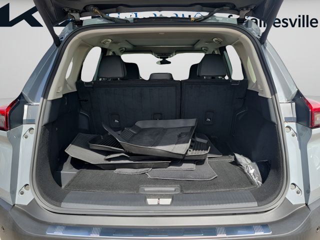 Used 2023 Nissan Rogue SL FWD image 8
