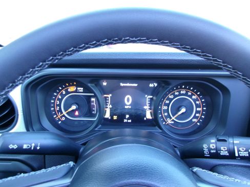 New 2026 Jeep Wrangler Unlimited Sport image 8