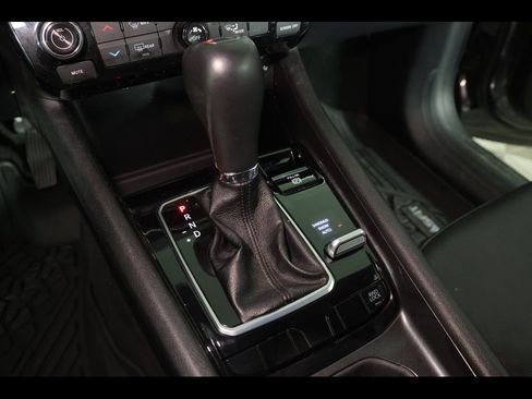 Used 2022 Jeep Compass Latitude image 11