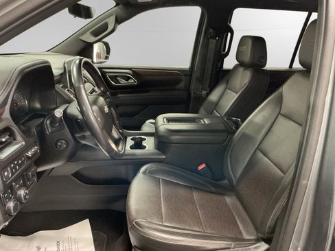 Used 2021 Chevrolet Tahoe High Country w/ Premium Package image 9
