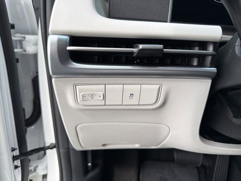 New 2026 Hyundai Tucson SE FWD image 17