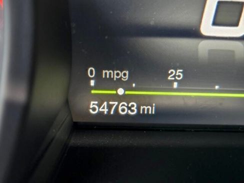 Used 2018 Alfa Romeo Stelvio AWD image 24