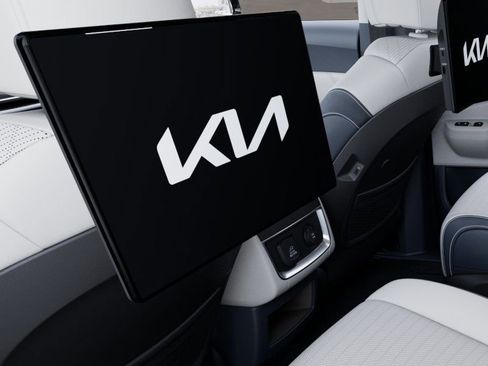 New 2025 Kia Carnival SX Prestige image 26