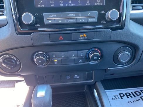 Used 2022 Nissan Frontier SV image 24