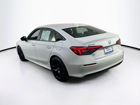 Used 2023 Honda Civic Sport image 7