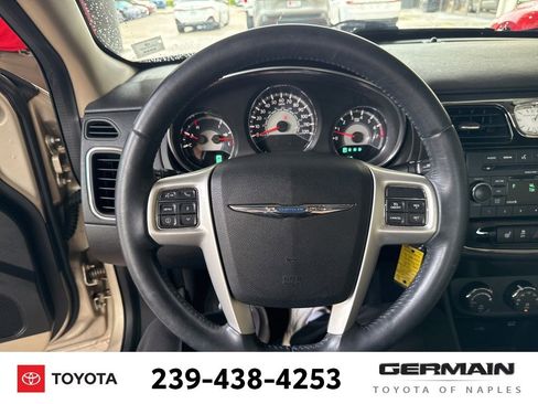 Used 2014 Chrysler 200 Limited FWD image 17