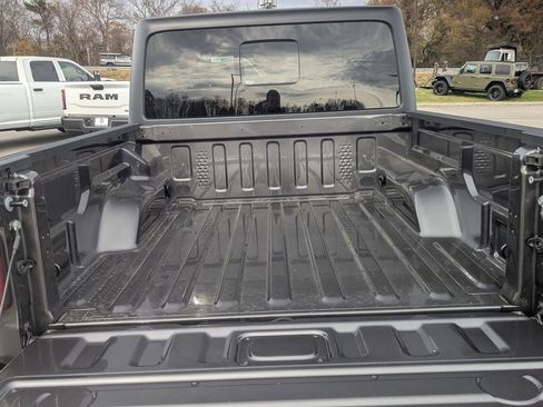 New 2026 Jeep Gladiator Sport AWD/4WD image 29