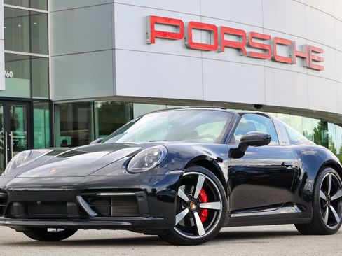 Used 2021 Porsche 911 Targa 4S AWD/4WD image 40