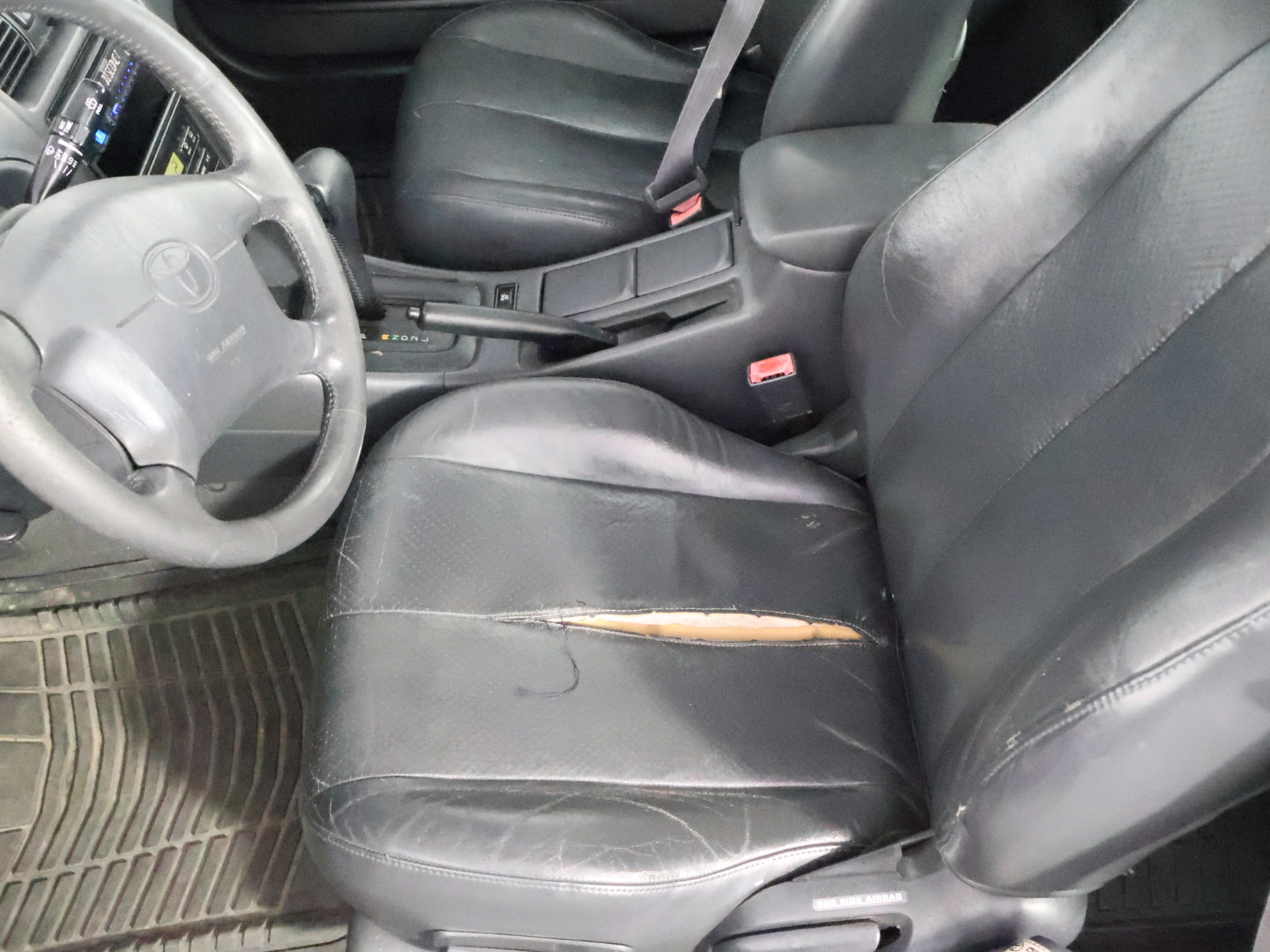 Used 1999 Toyota Solara SLE w/ Sport Pkg FWD image 20
