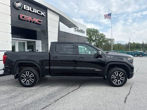 Certified 2024 GMC Sierra 1500 AT4 w/ Technology Package AWD/4WD image 8