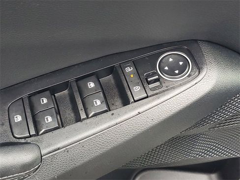 Certified 2024 Kia Seltos S image 15