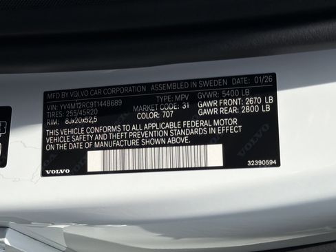 Used 2026 Volvo XC60 B5 Plus w/ Protection Package Premier AWD/4WD image 37