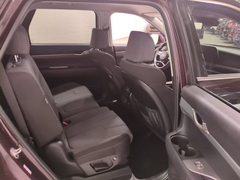 Used 2023 Hyundai Palisade SE AWD/4WD image 11