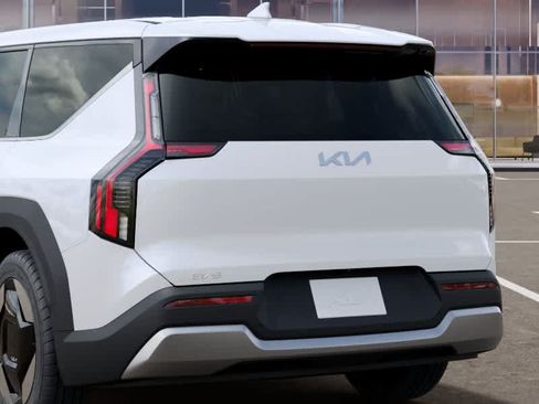 New 2026 Kia EV9 Light RWD image 13