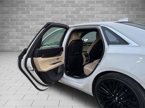 Used 2020 Cadillac CT6 Premium Luxury image 12