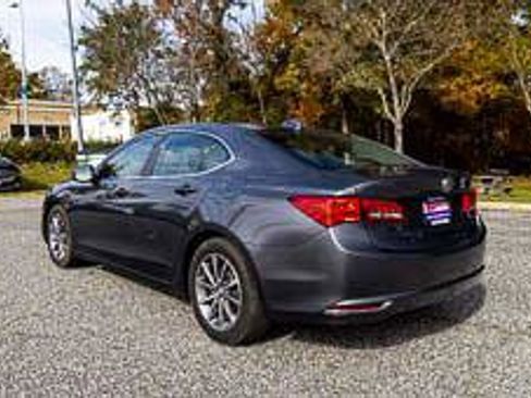 Used 2019 Acura TLX image 5