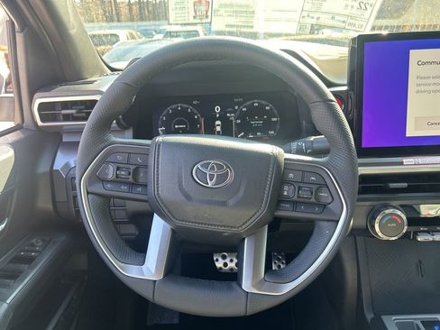 New 2025 Toyota Tacoma TRD Sport image 12