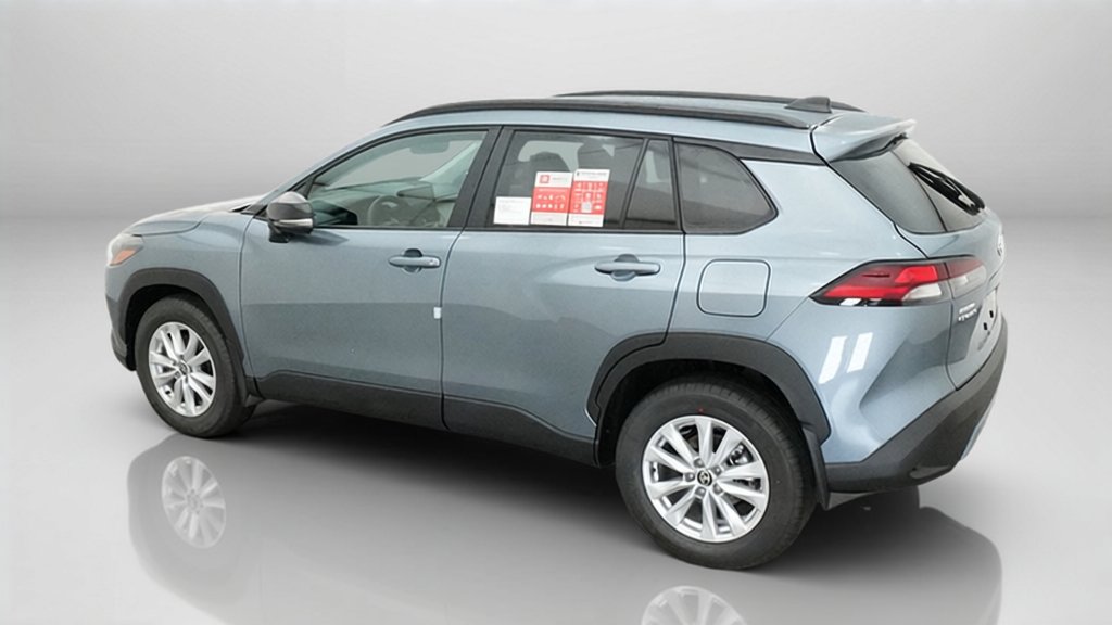 New 2026 Toyota Corolla Cross LE FWD image 7