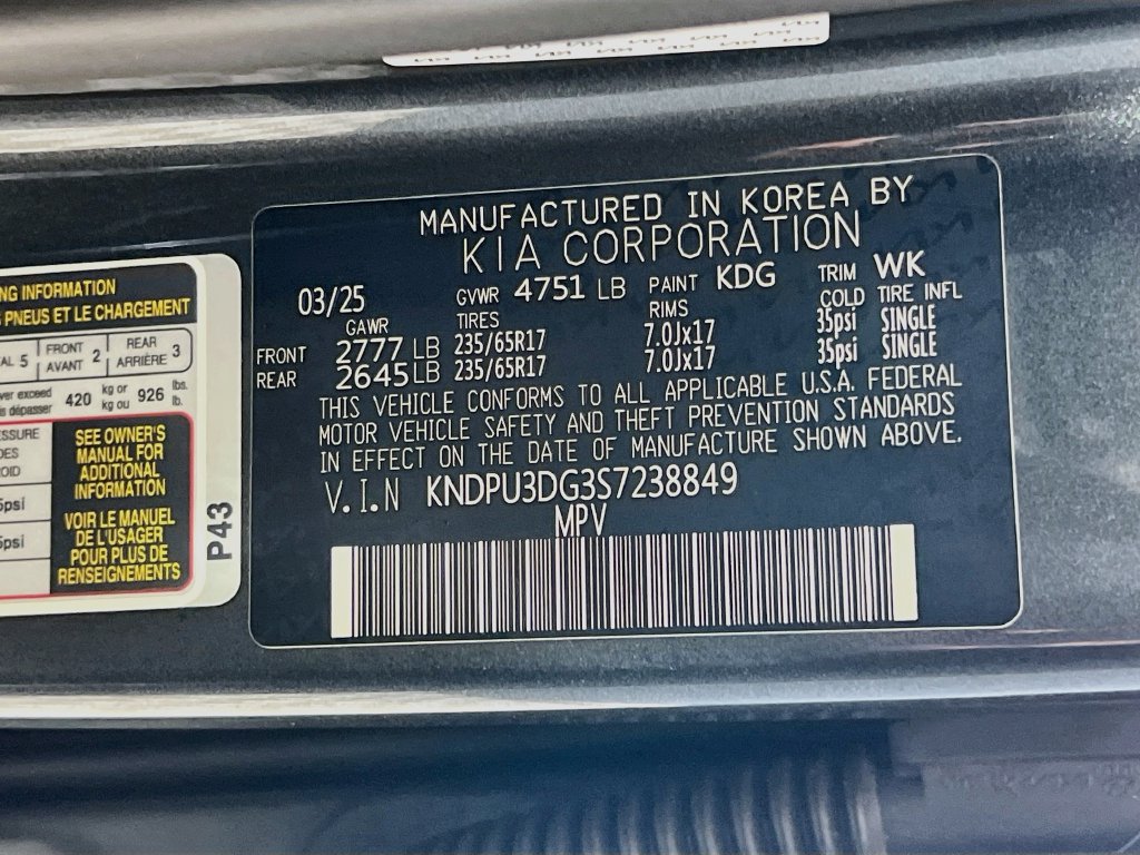 Used 2025 Kia Sportage LX FWD image 8
