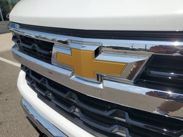 Certified 2025 Chevrolet Silverado 1500 LT AWD/4WD image 29