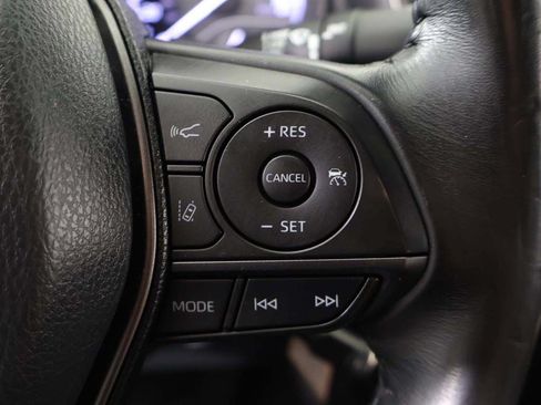 Used 2022 Toyota Camry SE FWD image 36