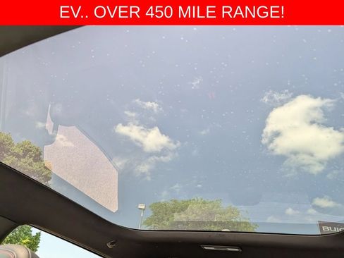 Used 2025 Chevrolet Silverado EV RST AWD/4WD image 49