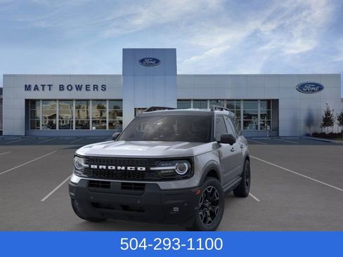 New 2025 Ford Bronco Sport Outer Banks w/ Outer Banks Tech Package+ AWD/4WD image 3