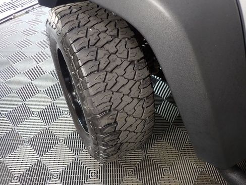 Used 2016 Jeep Wrangler Unlimited Sport AWD/4WD image 34