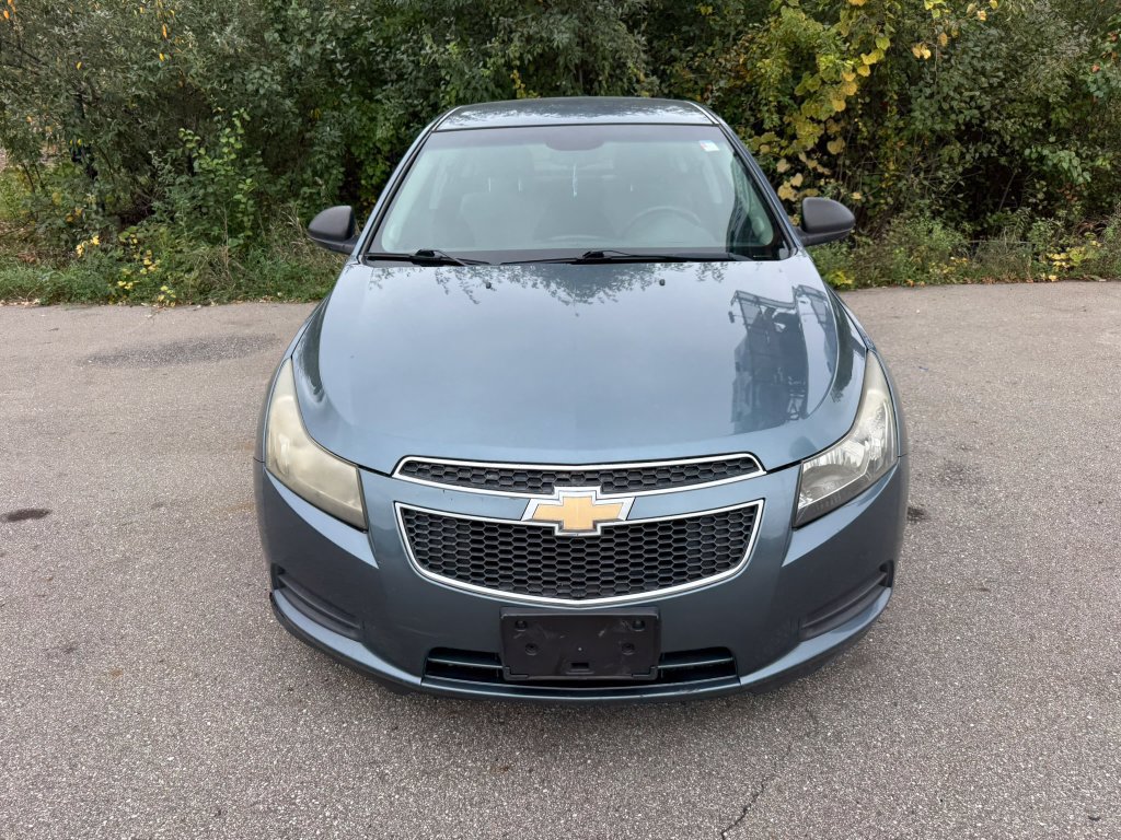 Used 2012 Chevrolet Cruze LS w/ Connectivity Package FWD image 2