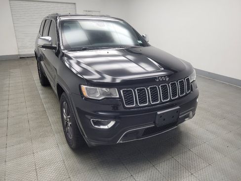Used 2017 Jeep Grand Cherokee Limited AWD/4WD image 13