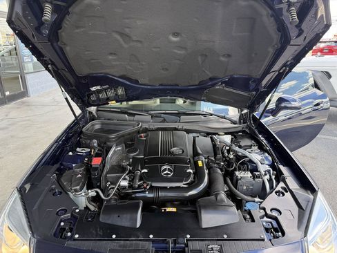 Used 2014 Mercedes-Benz SLK 250 image 45